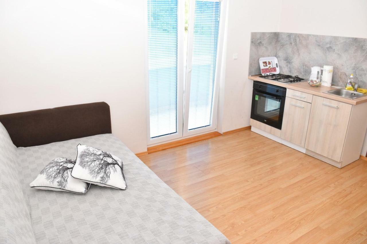 Apartmani Niko 1 Radovin Kültér fotó