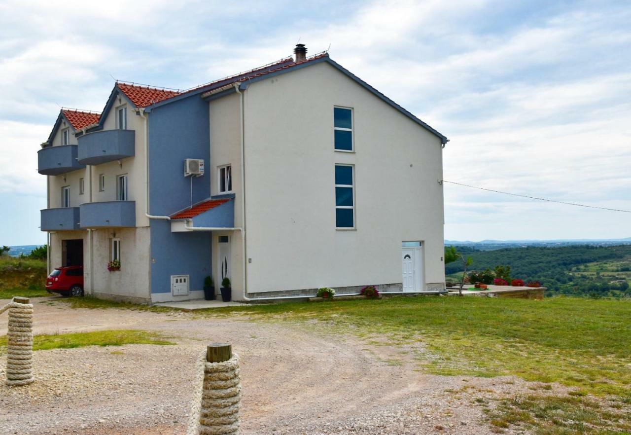 Apartmani Niko 1 Radovin Kültér fotó